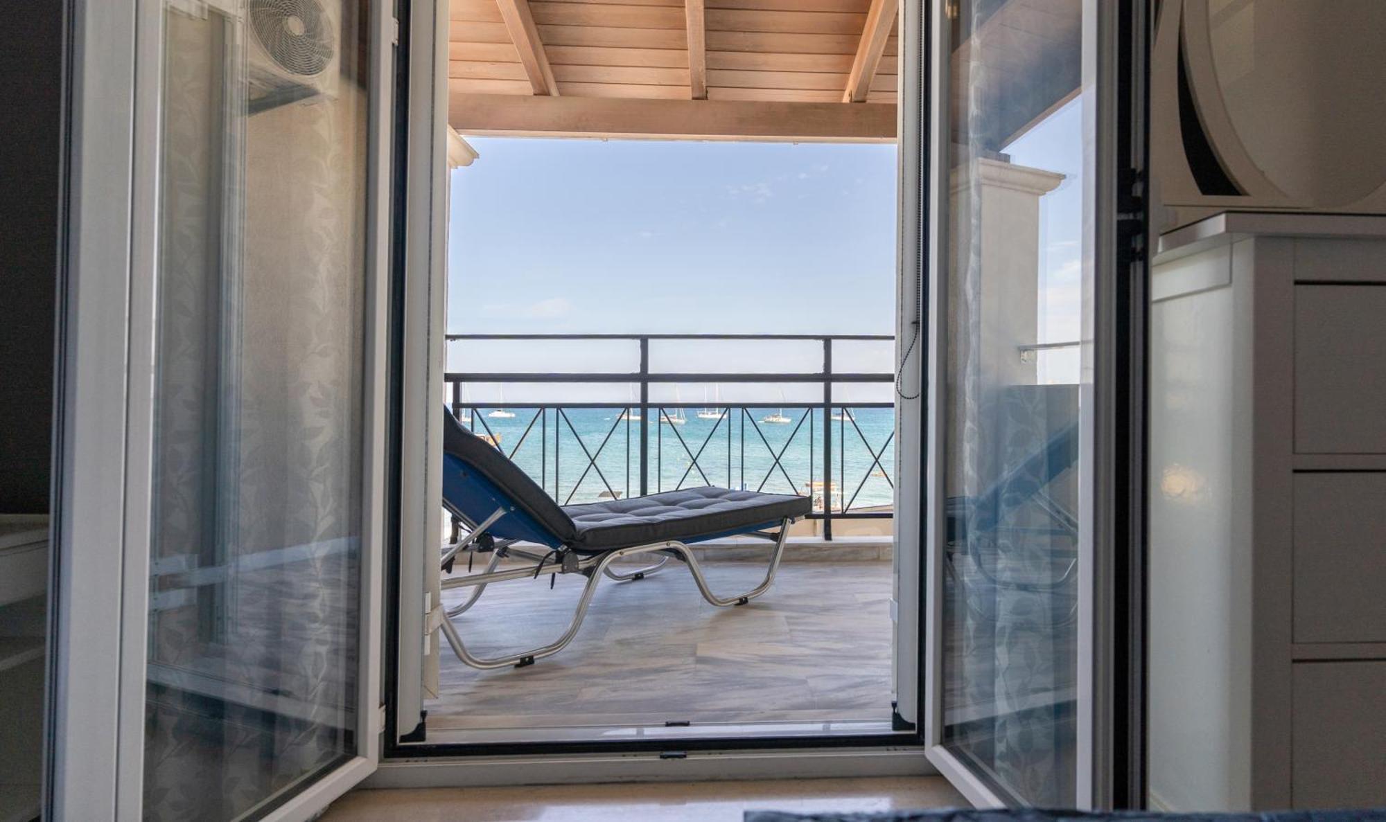 George Beachfront Apartments Lithakia  Cameră foto